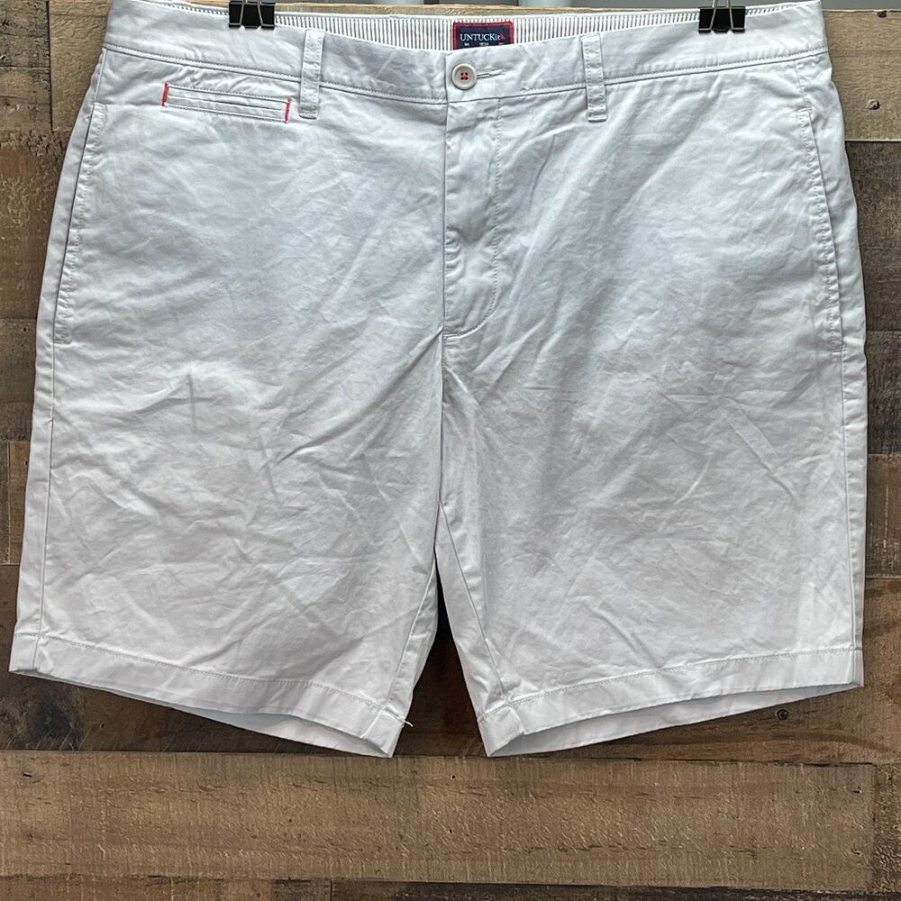 UNTUCKit Chino Shorts Mens 38 Gray Flat Front Cotton Blend Casual